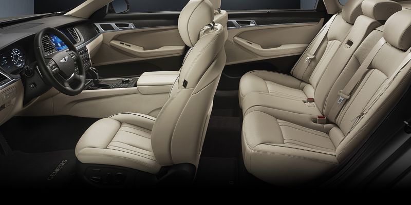 2016-genesis-sedan-interior